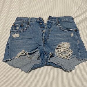 Levi high waisted distressed shorts